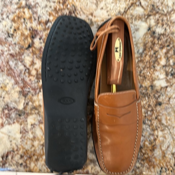 Todd’s penny loafers British Tan 10.5 purchased from Beverly Hills store - Picture 3 of 6
